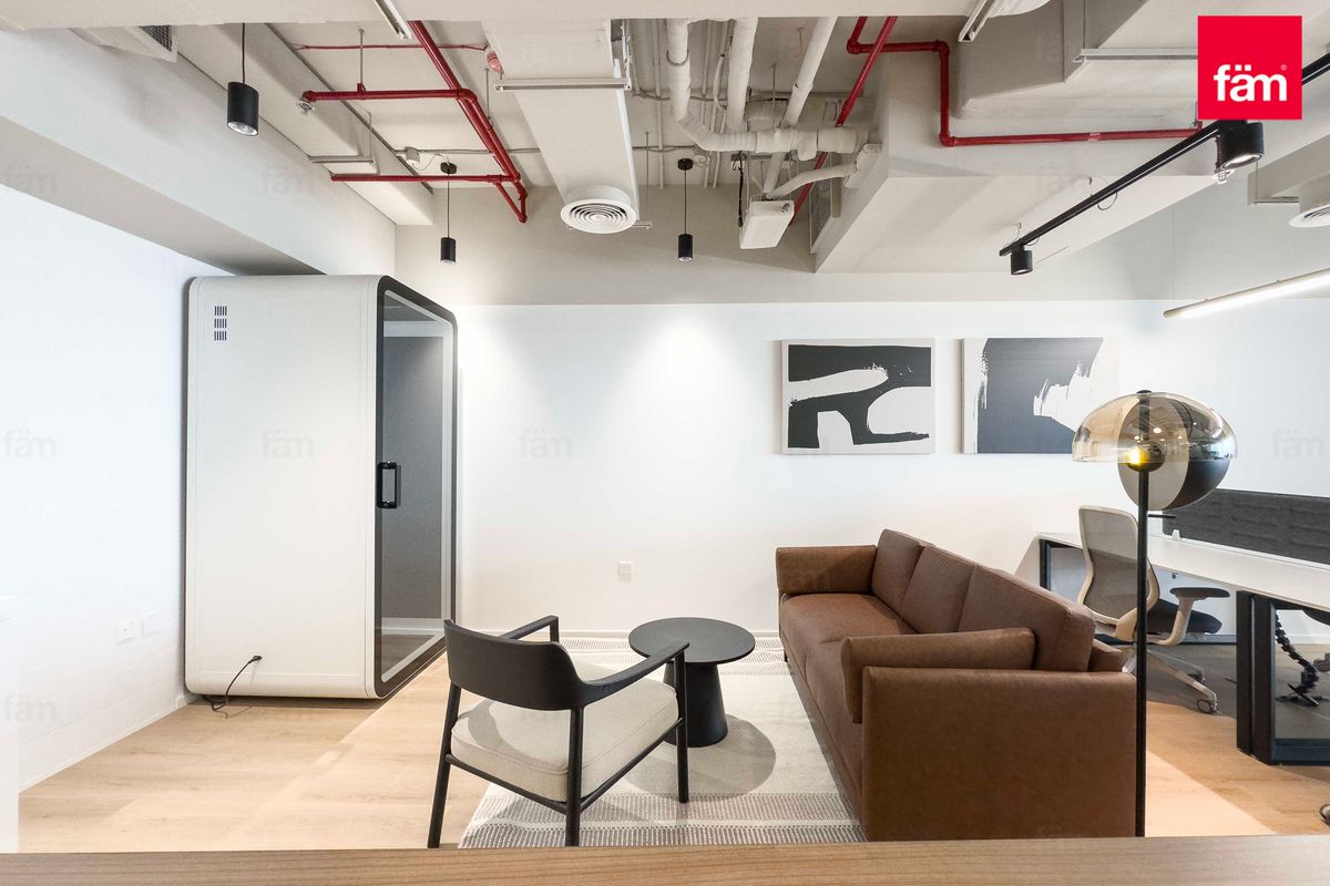 Fully Equipped | Brand New Office | Prime Location-11