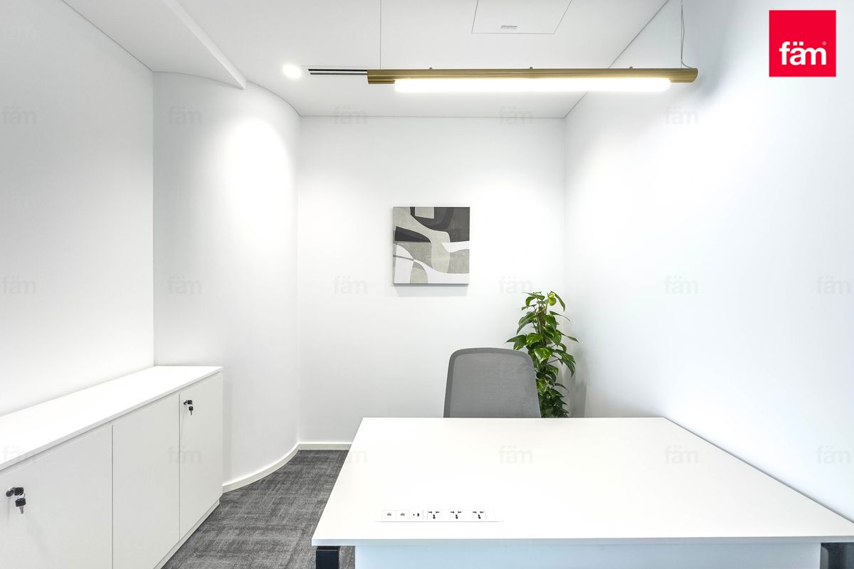 Fully Equipped | Brand New Office | Prime Location-8