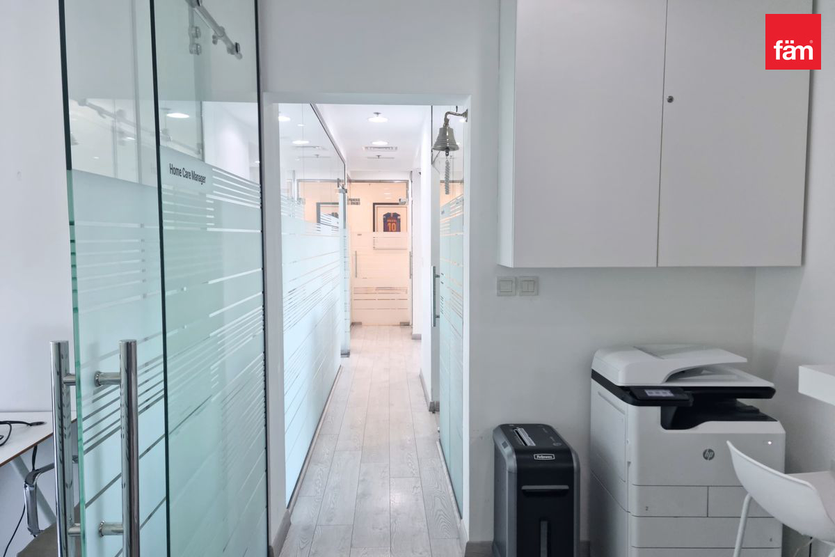 NEW| VACANT | FITTED AND PARTIONED| HIGH FLOOR-10