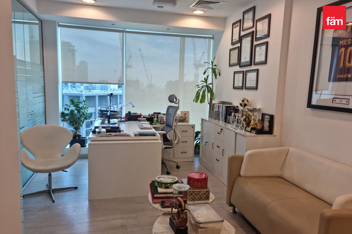 NEW| VACANT | FITTED AND PARTIONED| HIGH FLOOR-6