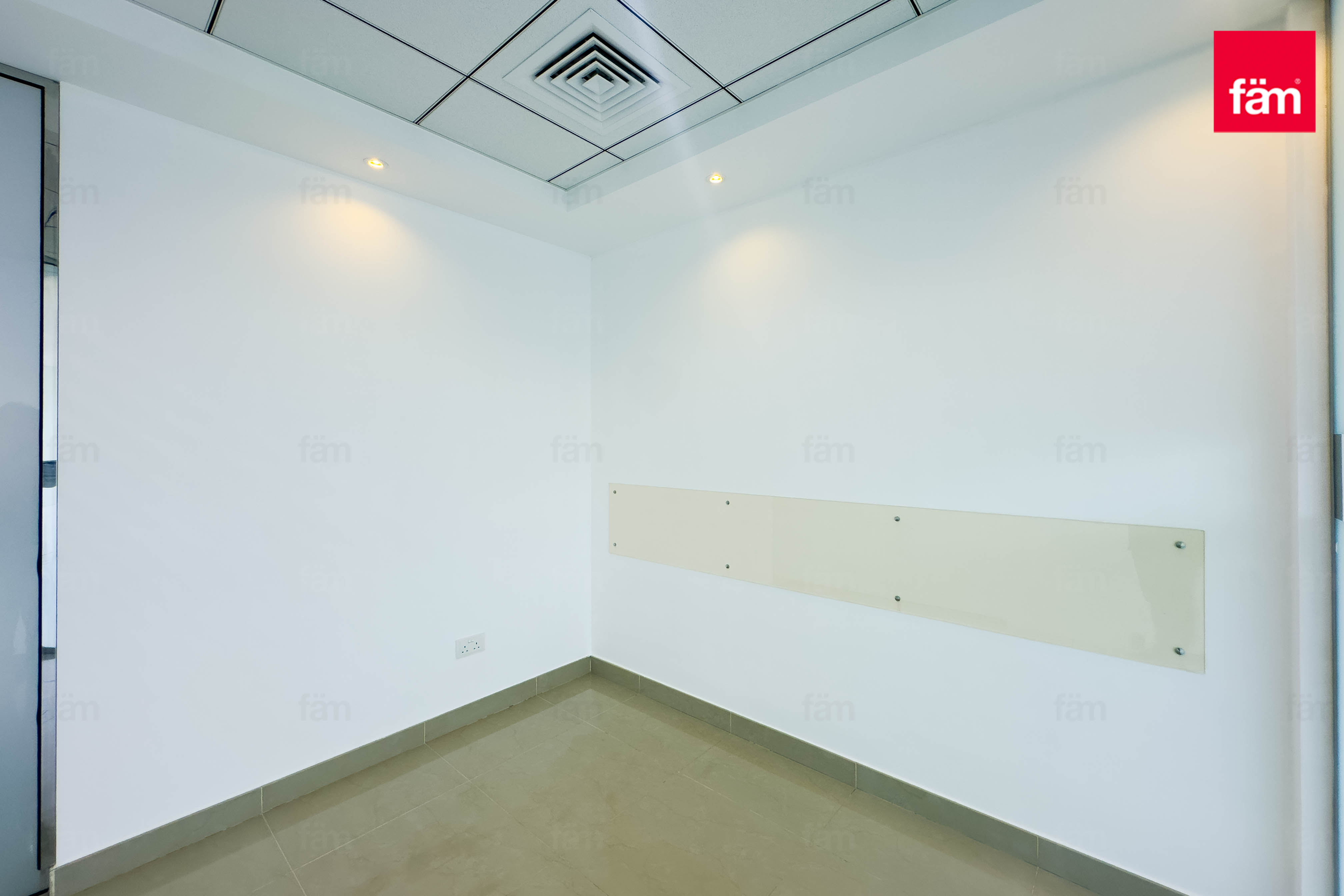 Fully Fitted and Bright Office | Prime Location-9