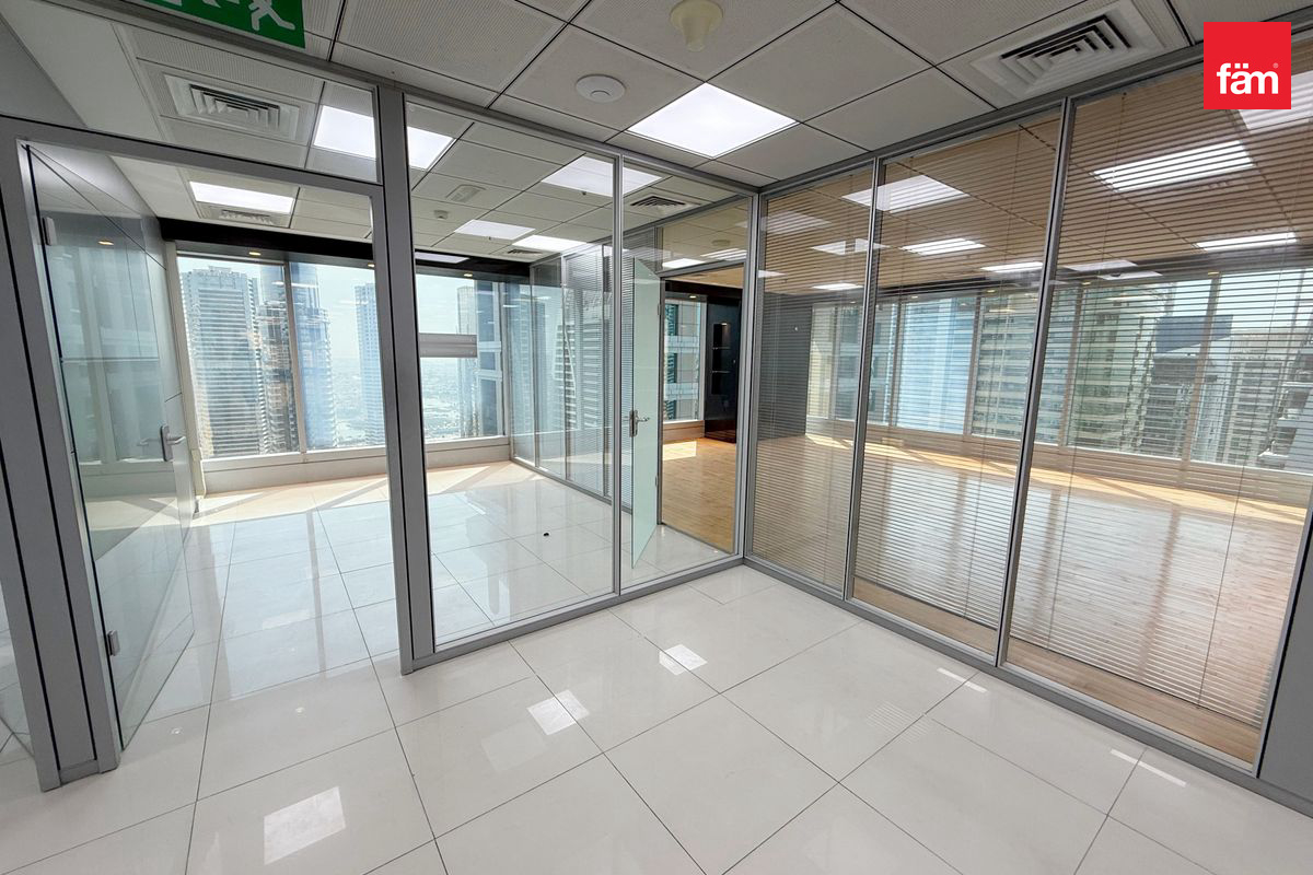 High Floor | Fitted with Kitchen | Partitioned-23