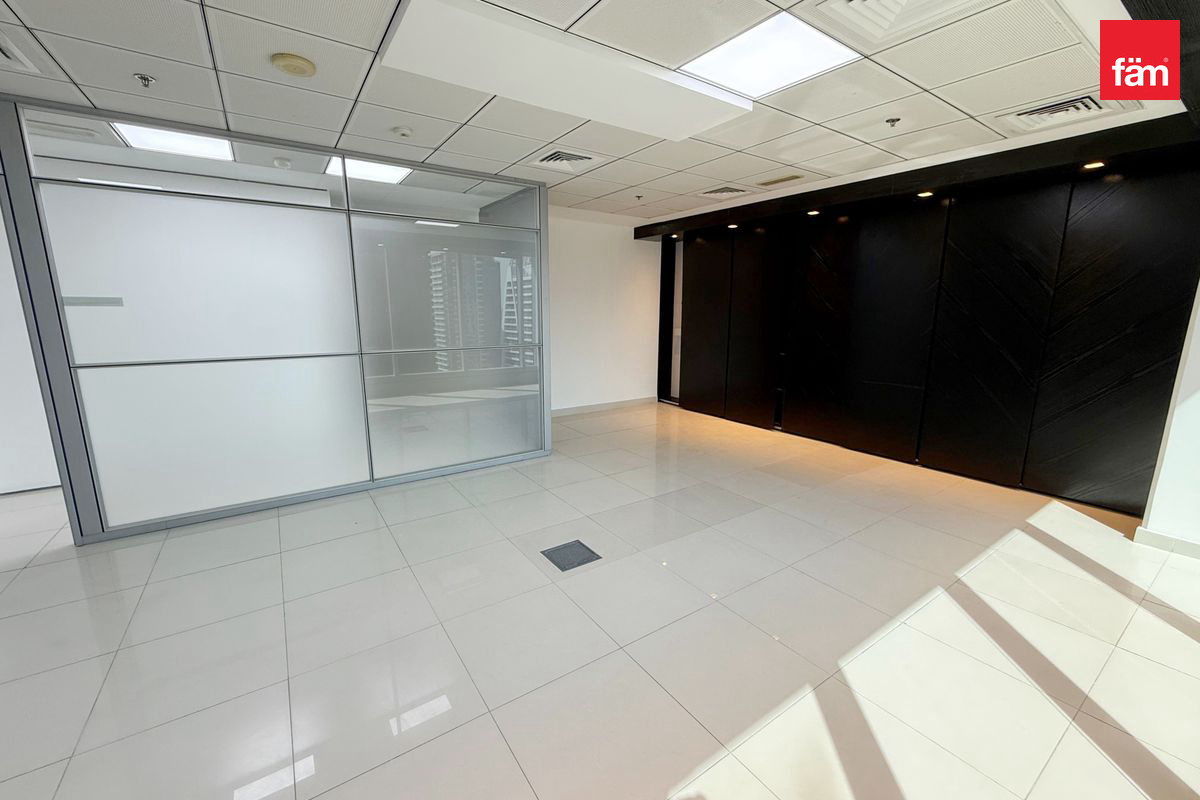 High Floor | Fitted with Kitchen | Partitioned-17