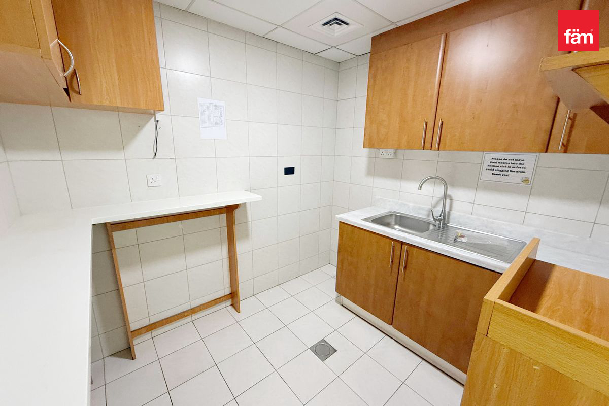High Floor | Fitted with Kitchen | Partitioned-19