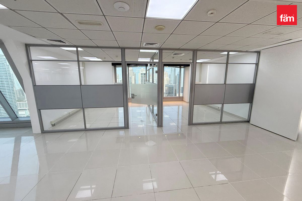 High Floor | Fitted with Kitchen | Partitioned-16