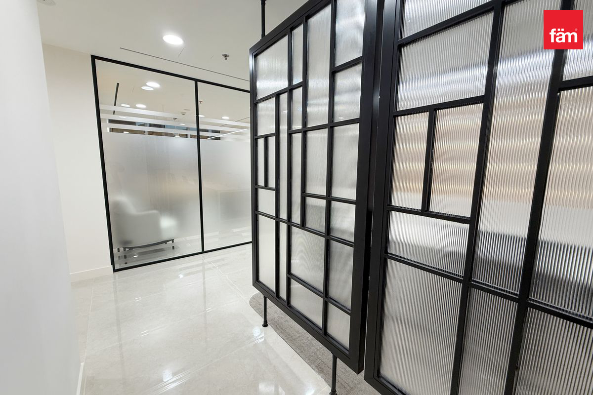 Vacant Now | 6 Parkings | Fully Furnished-17