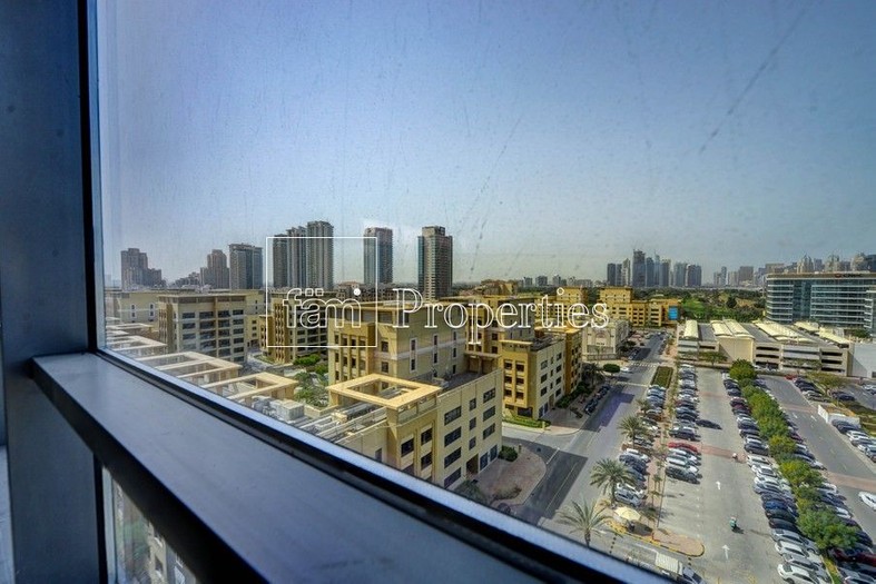 Office for Rent in The Onyx Tower 2 Offices Dubai 37730 fam