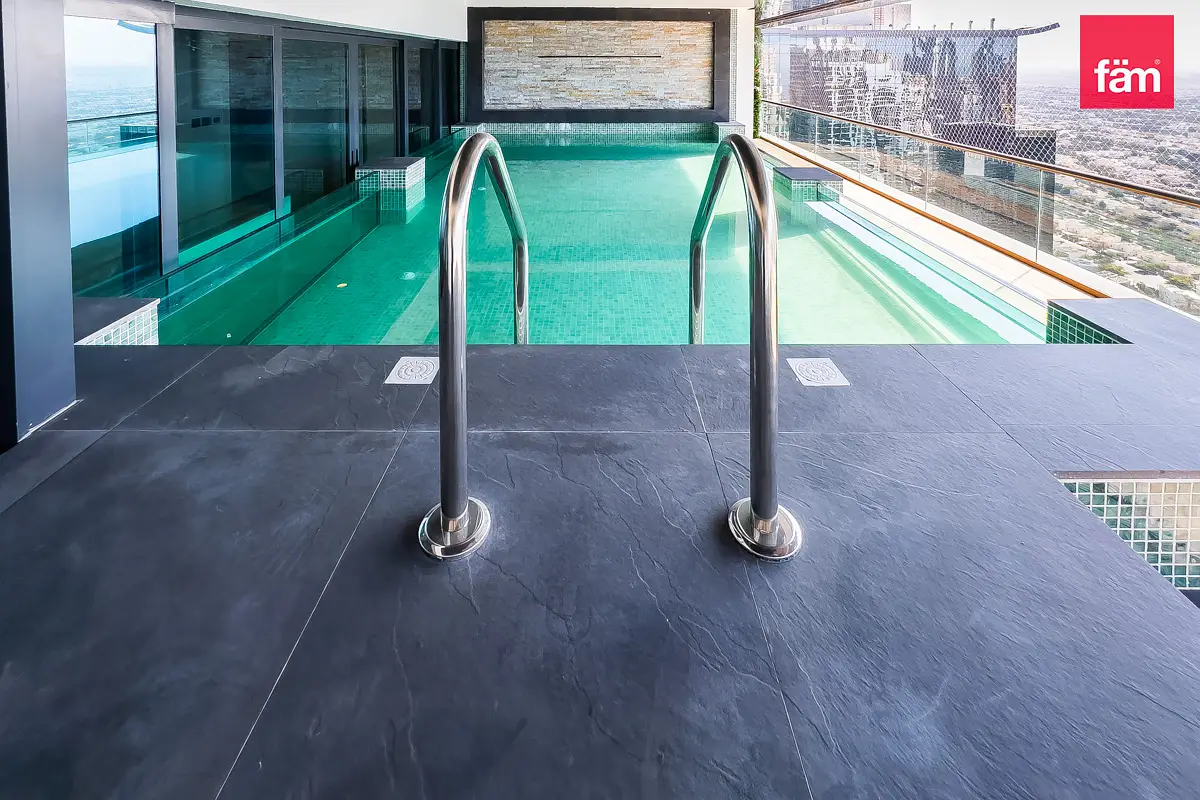 VACANT | LUXURY UPGRADE | BBQ LOUNGE | CINEMA ROOM-19