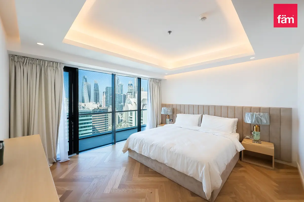 VACANT | LUXURY UPGRADE | BBQ LOUNGE | CINEMA ROOM-11