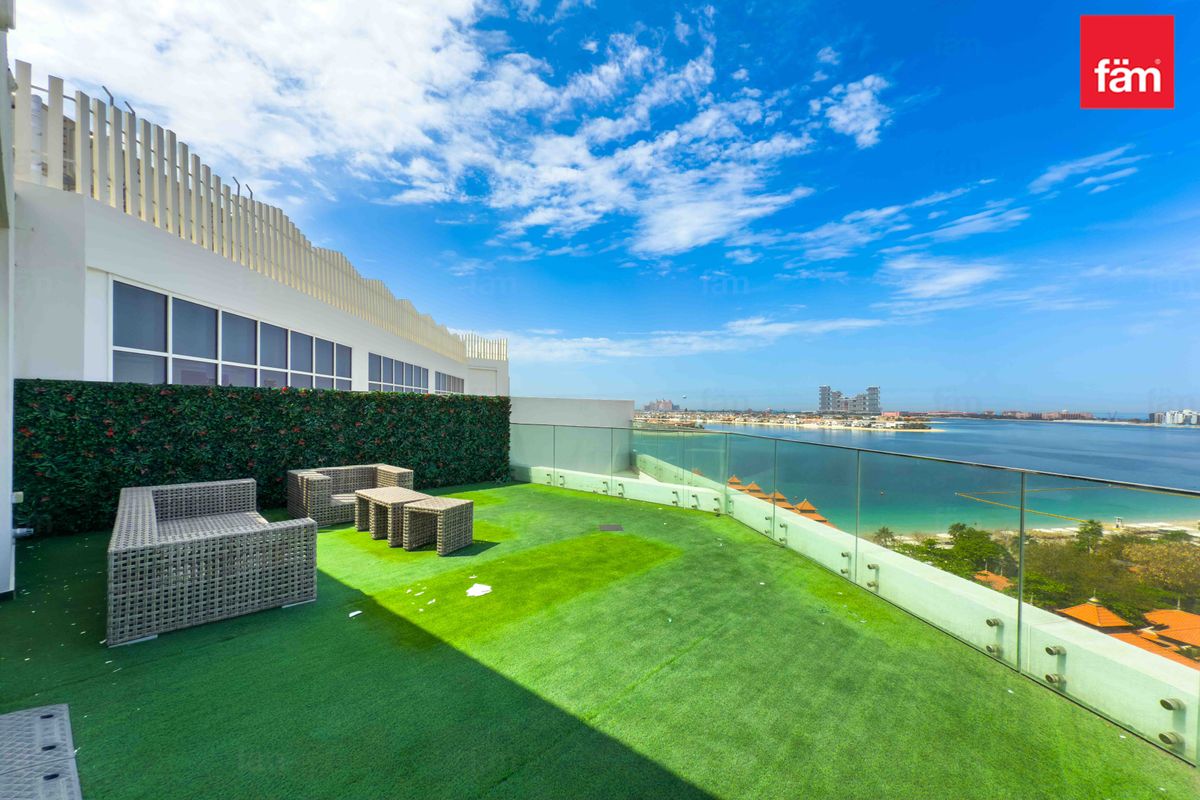 4 BED PENTHOUSE | VACANT | SEA VIEW | EXCLUSIVE-16