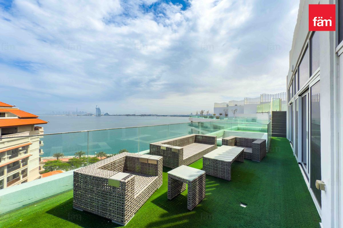 4 BED PENTHOUSE | VACANT | SEA VIEW | EXCLUSIVE-19