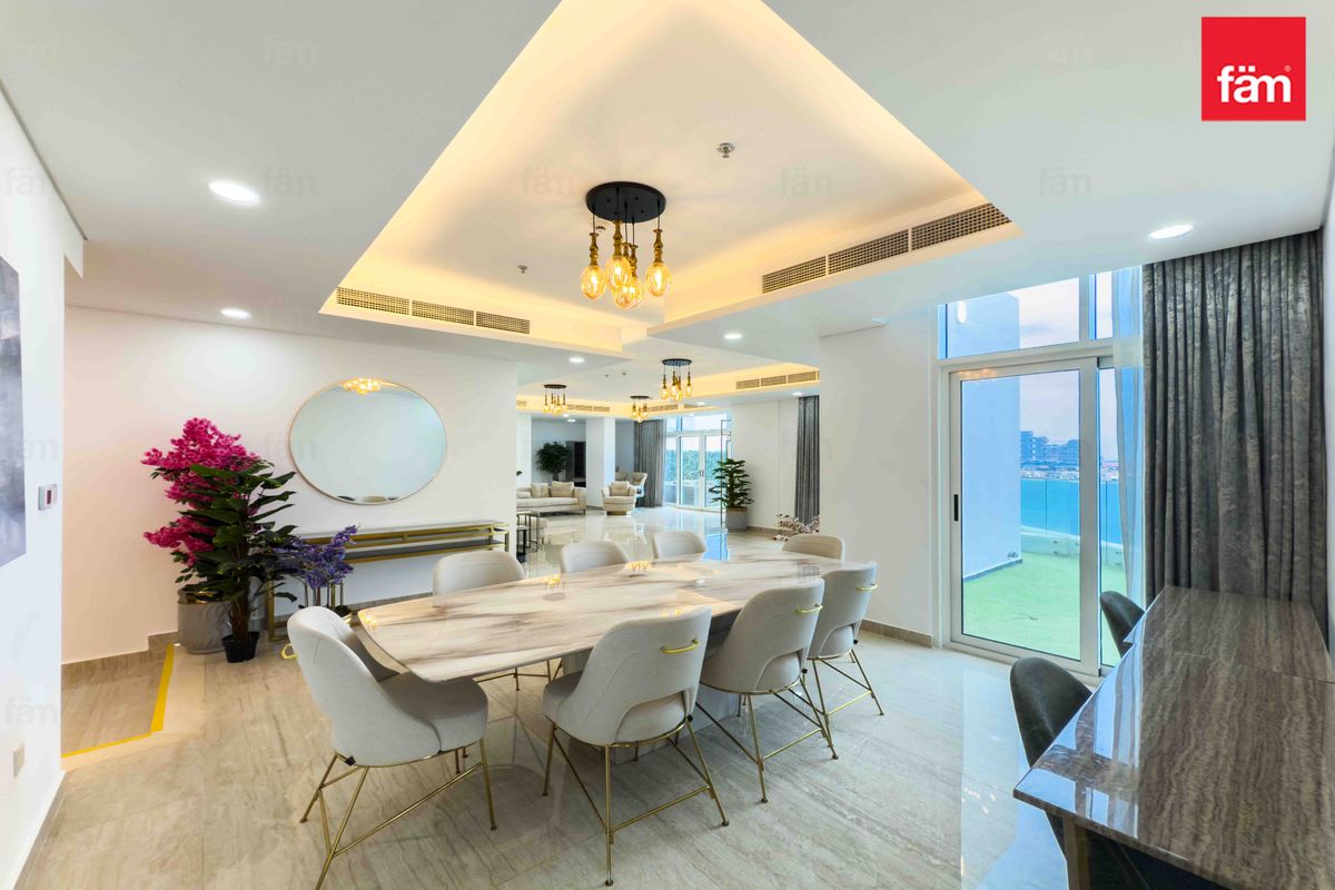4 BED PENTHOUSE | VACANT | SEA VIEW | EXCLUSIVE-18