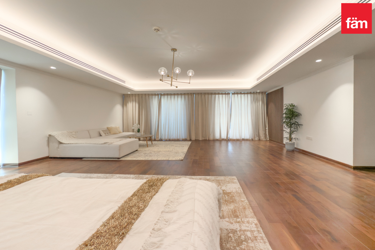 Turn Key | Exquisite 5 Bedroom Penthouse-7