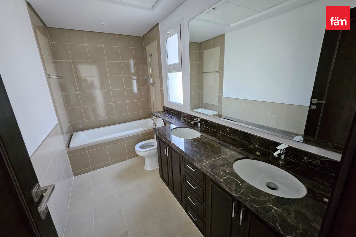 Spacious 3BR Type C Townhouse |For Rent-21