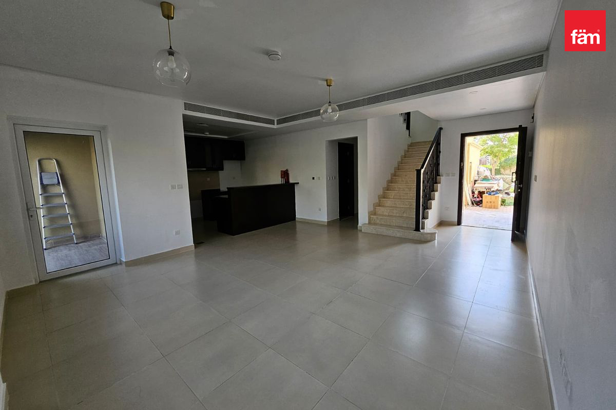 Spacious 3BR Type C Townhouse |For Rent-6