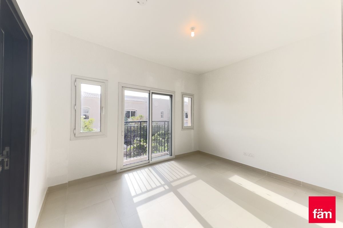Spacious 3BR Type C Townhouse |For Rent-17