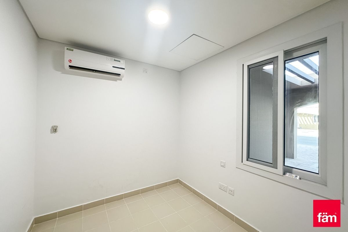 Spacious 3BR Type C Townhouse |For Rent-15