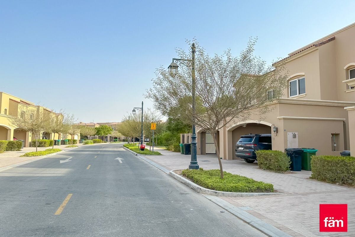 Spacious 3BR Type C Townhouse |For Rent-24