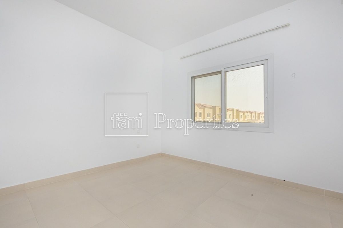 Spacious 3BR Type C Townhouse |For Rent-16