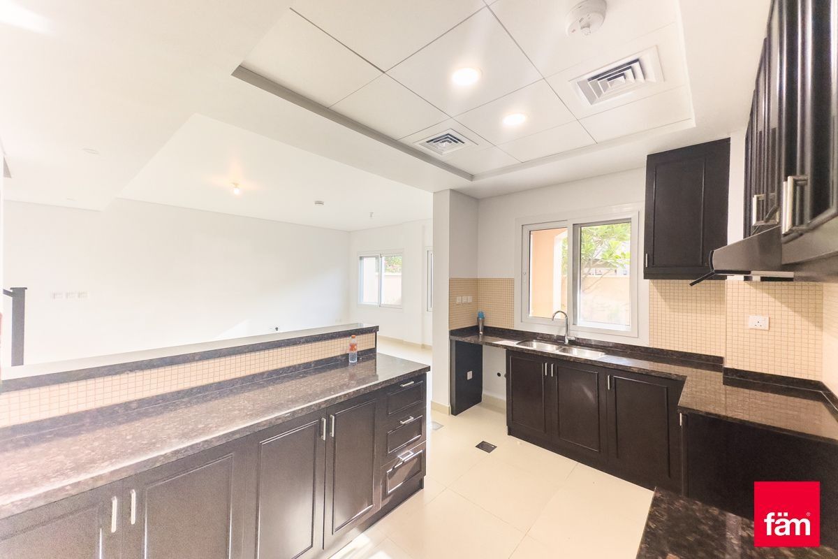 Spacious 3BR Type C Townhouse |For Rent-11