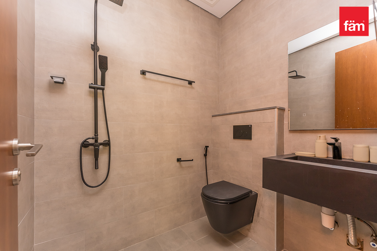 BRAND NEW 4 BED MAIDS | SINGLE ROW |READY MOVE-11