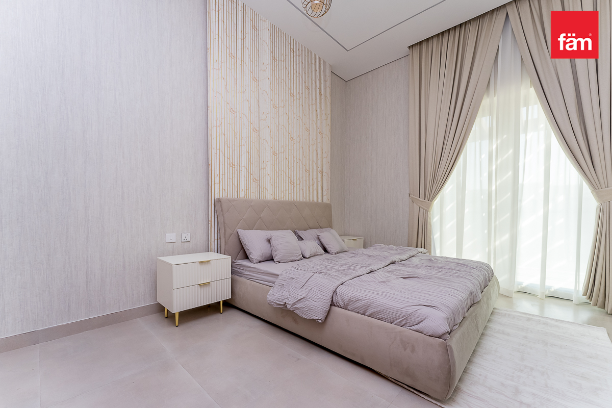 BRAND NEW 4 BED MAIDS | SINGLE ROW |READY MOVE-17