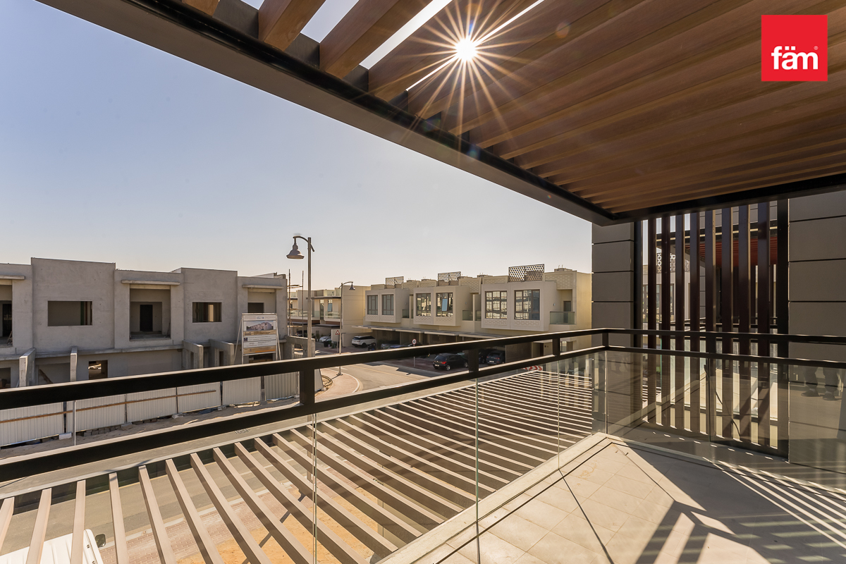 BRAND NEW 4 BED MAIDS | SINGLE ROW |READY MOVE-22