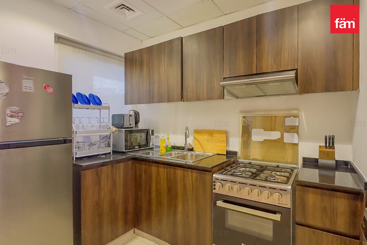 Pool View | 3 Bed Townhouse | Fully Furnished |-8