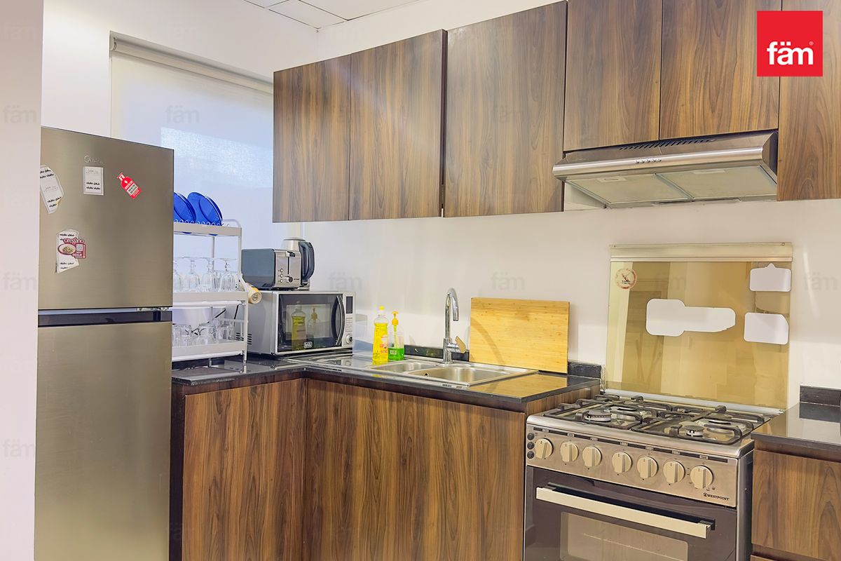 Pool View | 3 Bed Townhouse | Fully Furnished |-7