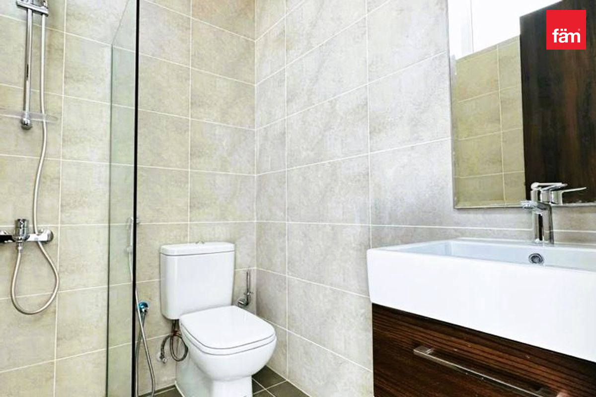 Vacant soon| Lowest in market| 4bed+storage-9