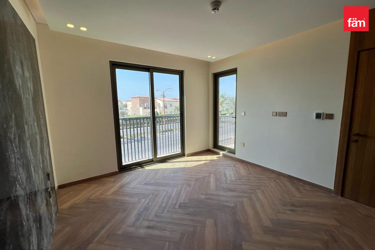Brand new | Elie Saab design | 3 Bed plus Maid-15