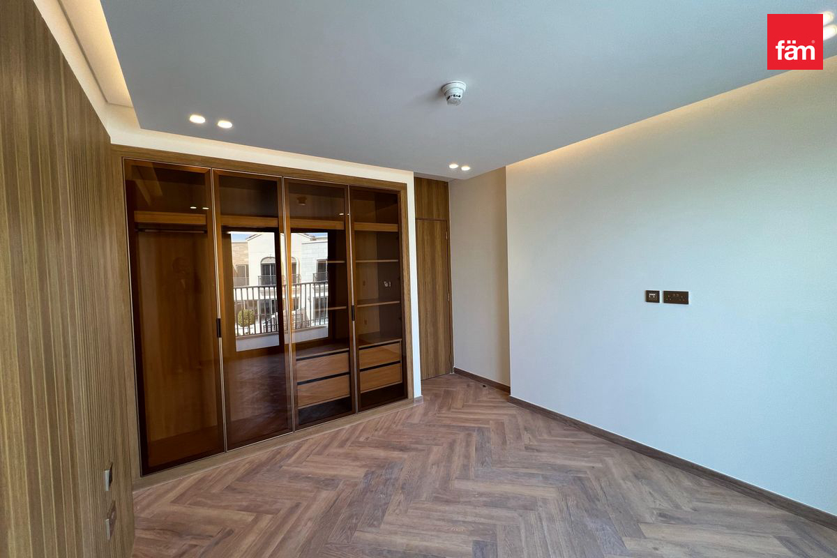 Brand new | Elie Saab design | 3 Bed plus Maid-16