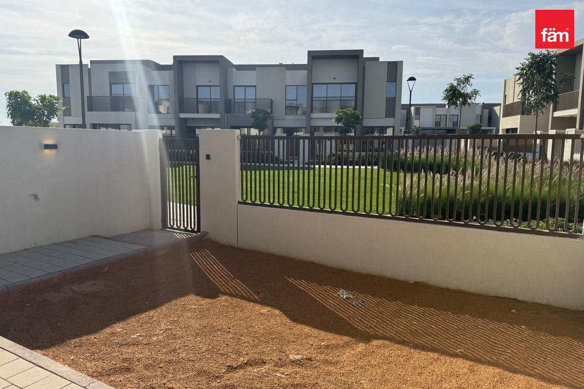 VACANT /BRAND NEW UNIT / 3 BEDROOM VILLA-15
