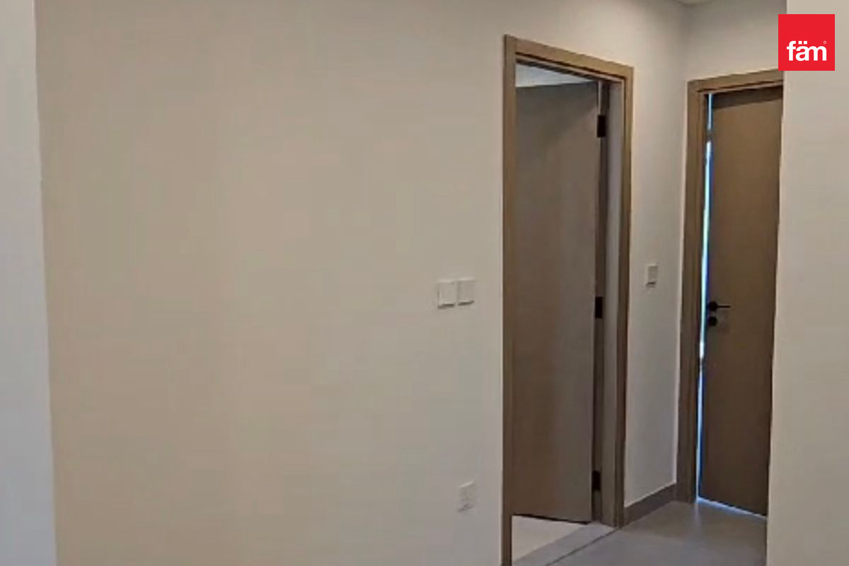 4 Bedroom | Townhouse |  for Rent | Lake view-10