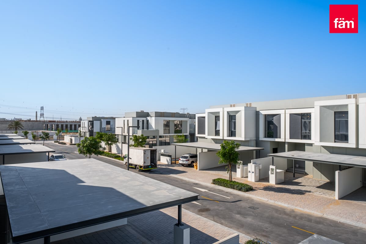 BRAND NEW | READY TO MOVE | URBAN | MODERN-16