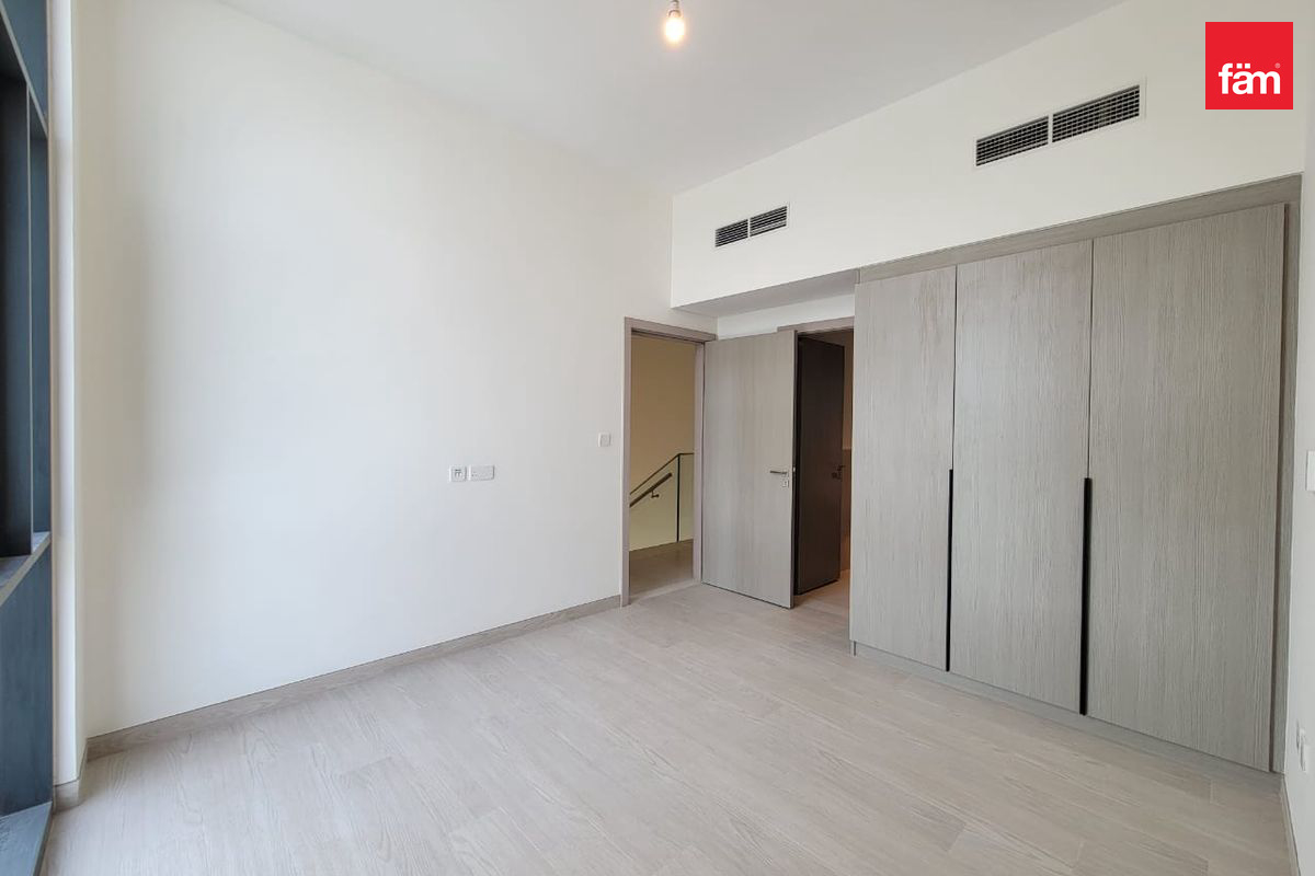 BRAND NEW | TYPE A | ALL ENSUITE | NEAR PARK-2