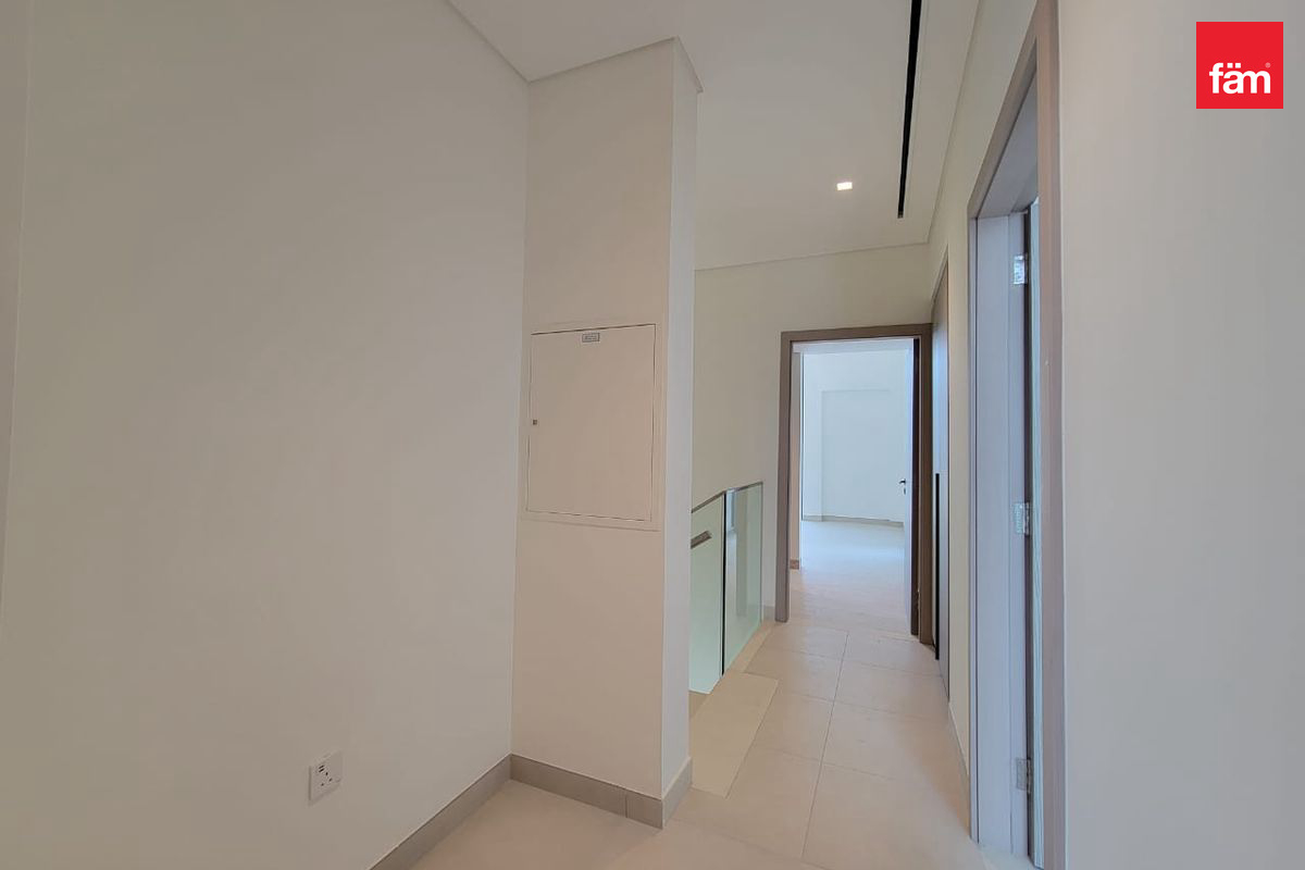 BRAND NEW | TYPE A | ALL ENSUITE | NEAR PARK-12