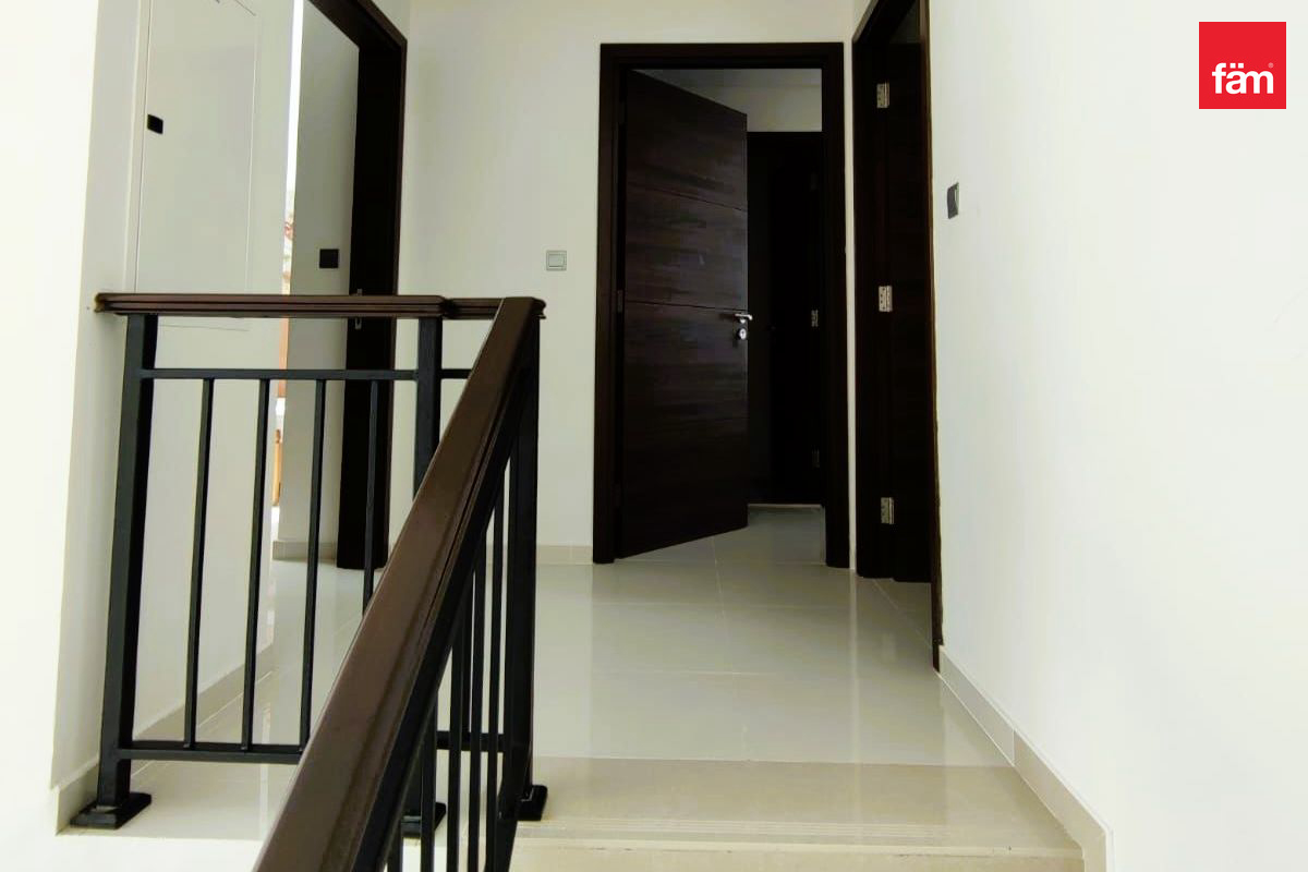 Fully Furnished Townhouse | Single-Row | Vacant-14