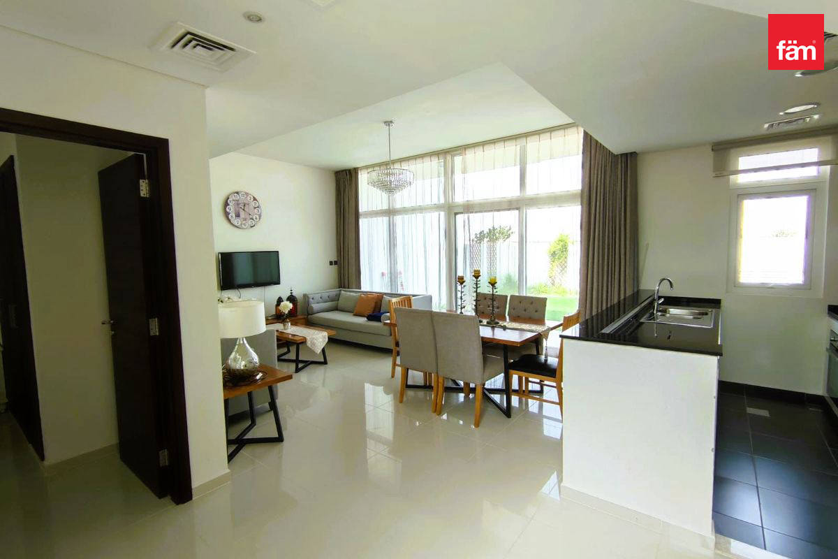 Fully Furnished Townhouse | Single-Row | Vacant-6