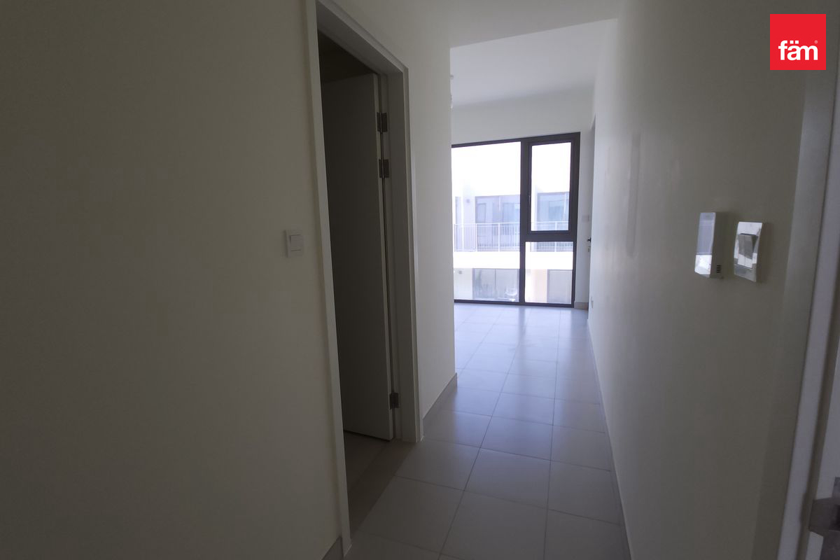 Vacant| Near Club house and Pool| Prime location-13