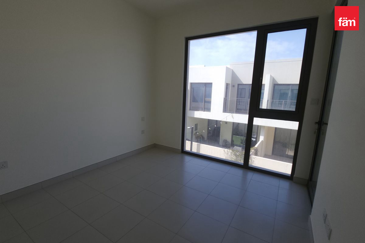 Vacant| Near Club house and Pool| Prime location-11