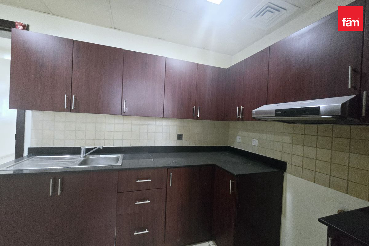AMAZING VILLA | READY TO MOVE | VACANT-11