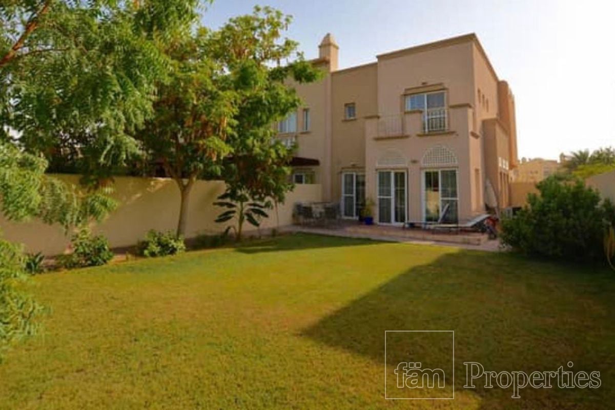 Price 3,950,000 AED | 3 Bedroom Townhouse for Sale in Springs 11 Dubai ...