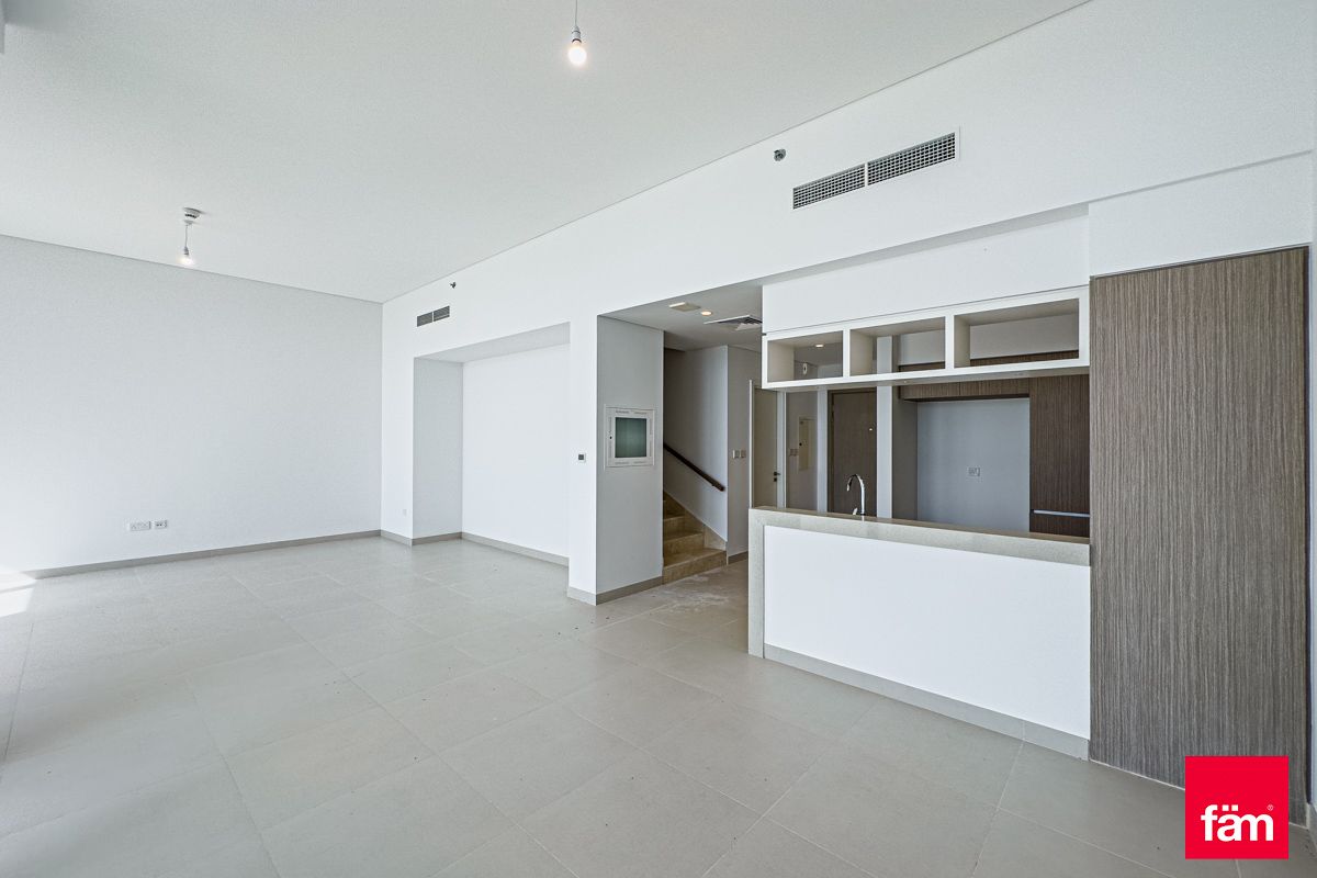 Full Canal and Burj View |Big Terrace| Brand New-10