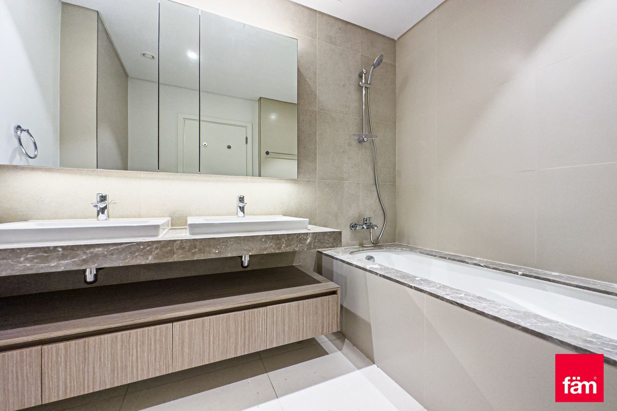 Full Canal and Burj View |Big Terrace| Brand New-27