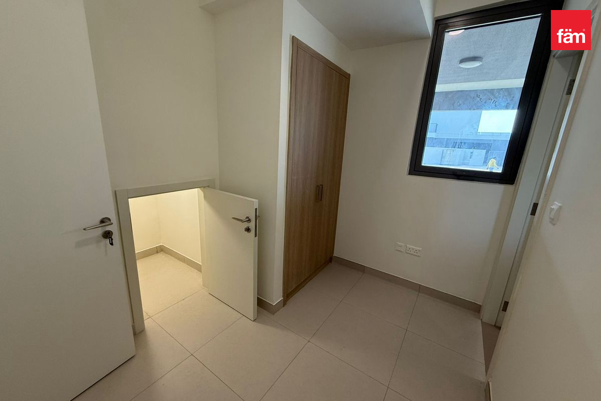 Resale| Handover soon| Single Row| Payment Plan-10
