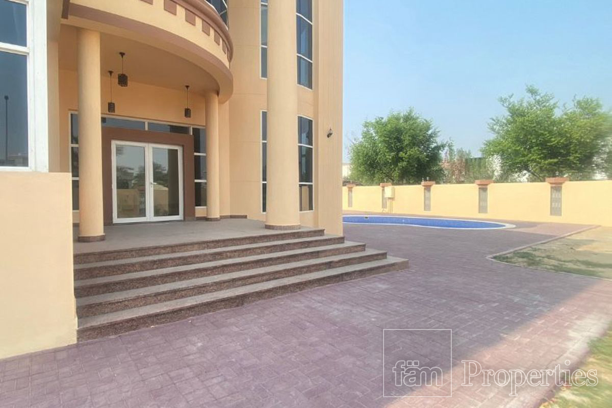 Price 349,000 AED 4 Bedroom Villa for Rent in Al Barsha 2 Villas