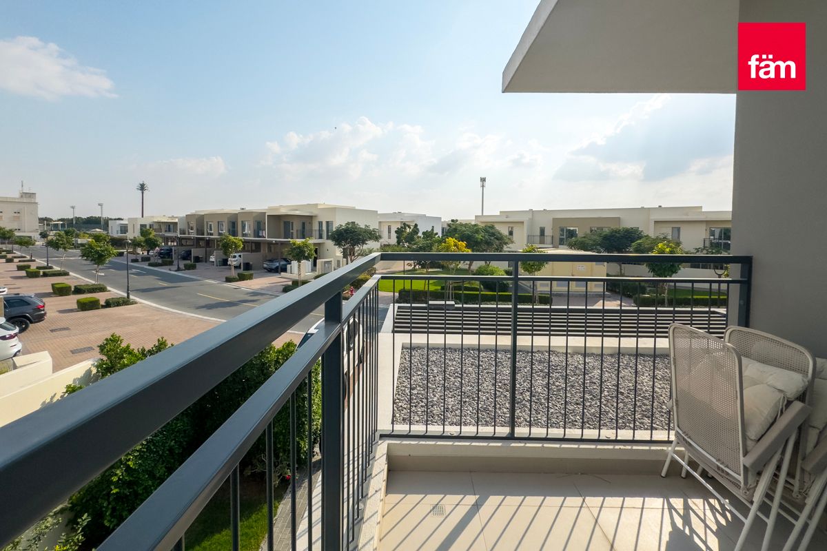 Stunning Villa | Corner | 4 Bedrooms-21