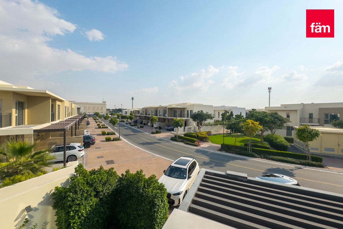 Stunning Villa | Corner | 4 Bedrooms-20