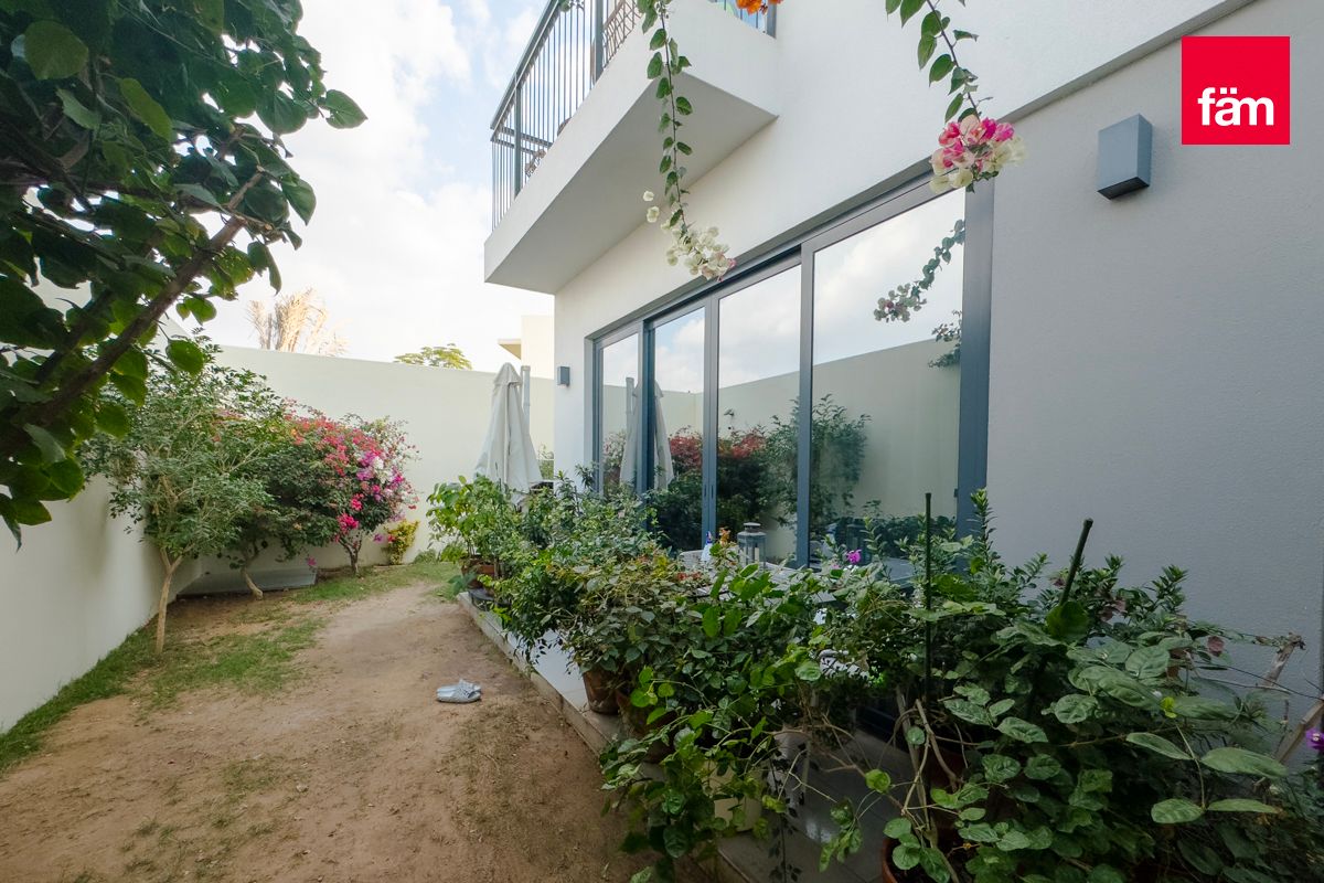 Stunning Villa | Corner | 4 Bedrooms-15